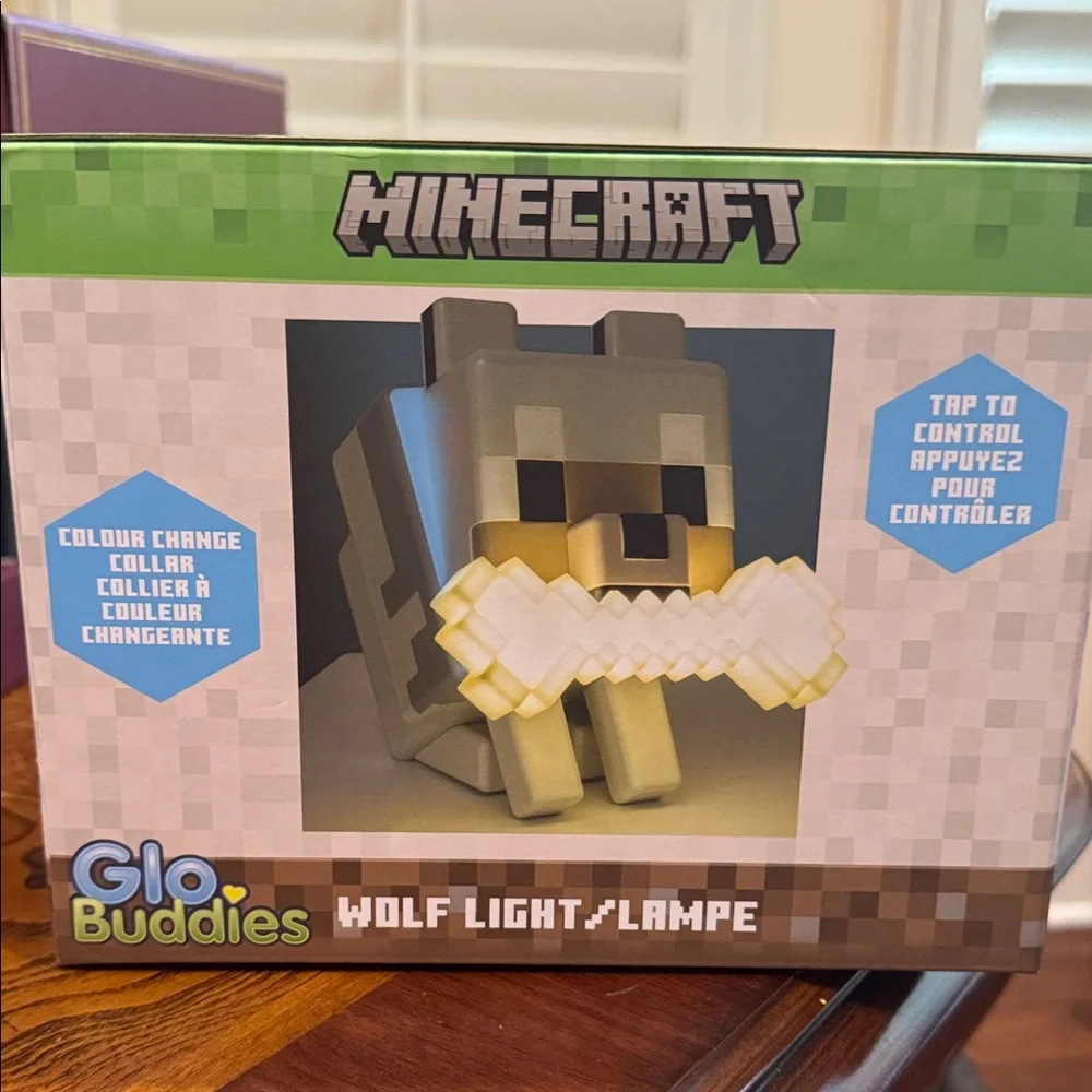 Glo Buddies Minecraft Wolf Light - Picture 3 of 7